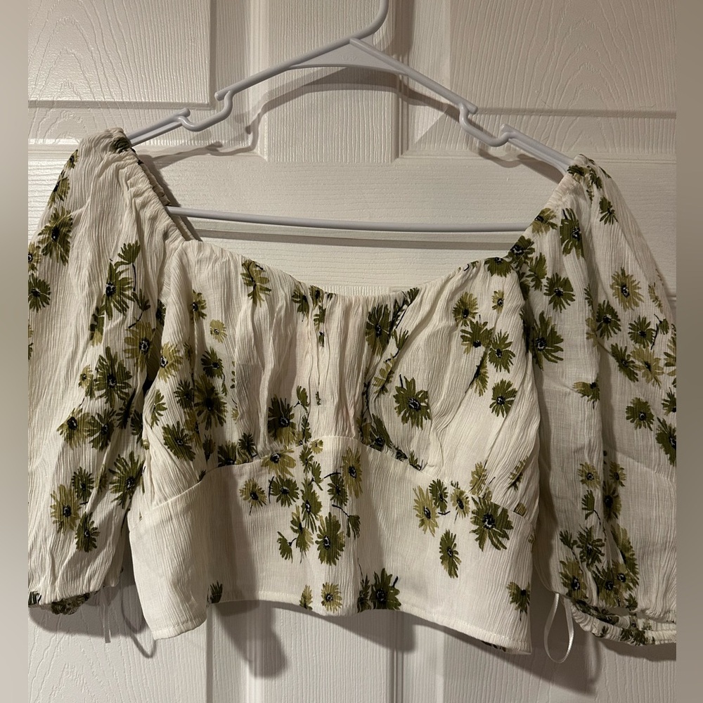 Abercrombie & Fitch White Floral Blouse